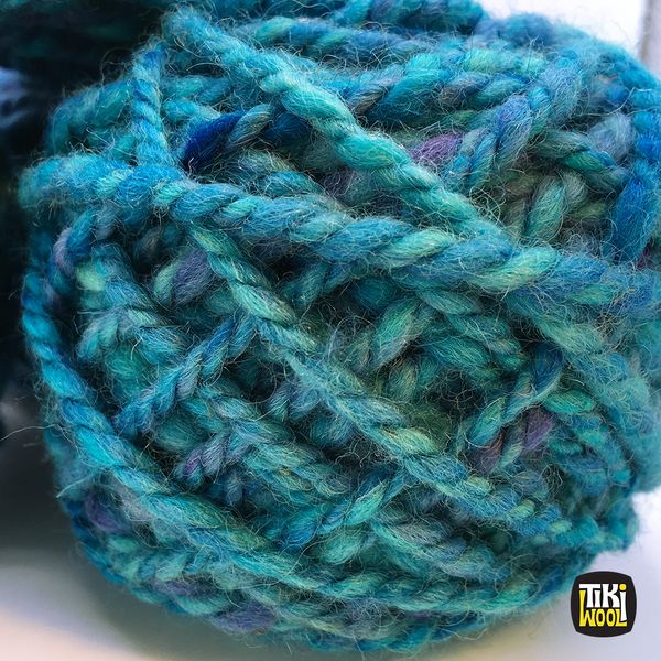 Handspun yarn made of 100% wool